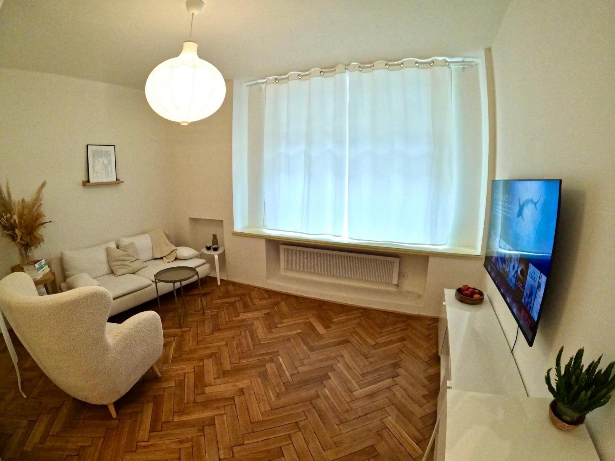 Urban Retreat I Modern Boho Apartments In Lovely Letna District - 10 Minutes From Old Town Прага Екстериор снимка
